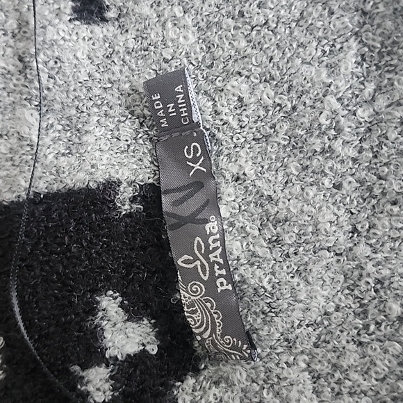 NEW! prAna Alberta Reversible Knit Sweater Gray & Black XS - Picture 6 of 13